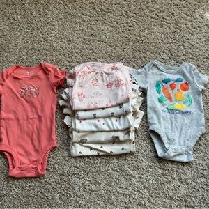7 baby onesies